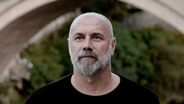 Sergej Barbarez najbliži klupi Zmajeva