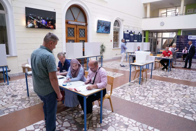 Izlaznost na referendum u Općini Stari Grad do 11 sati manja od pet posto