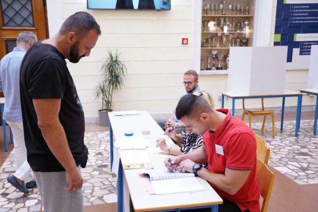 Izlaznost na referendum u Općini Stari Grad do 15 sati manja od 10 posto