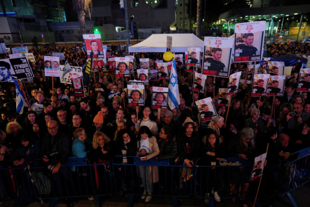 Antiratni izraelski aktivisti održali protest u Tel Avivu