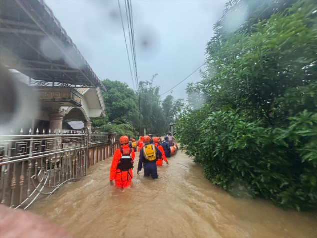 Bujične poplave i klizišta usmrtile 13 osoba u indonezijskoj Sjevernoj Sumatri