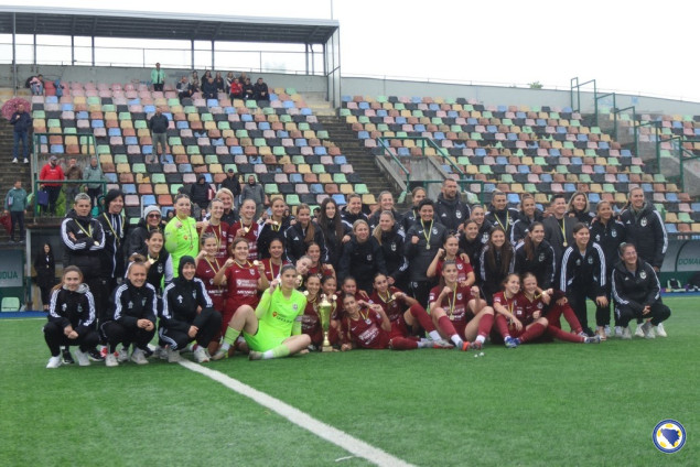 Trofeji za seniorke i kadetkinje SFK 2000 Sarajevo