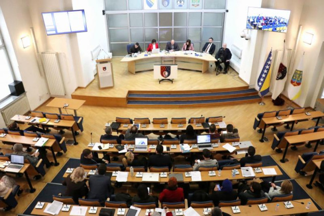 Odluke o ostavci premijera Uka i razrješenju Vlade KS na sjednici Skupštine zakazanoj za 25. oktobar