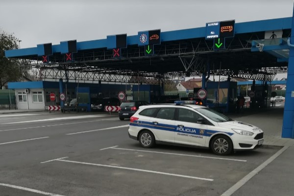 Državljanin BiH pokušao prokrijumčariti rashladni plin