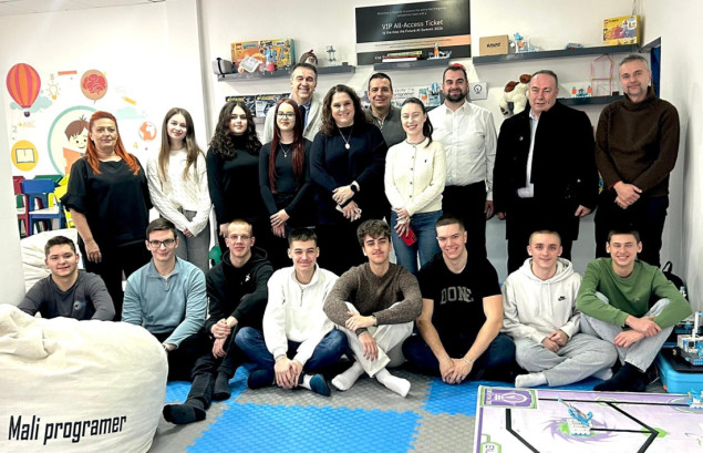 Ministrica Duraković u posjeti Travniku: Podrška znanju i inovacijama