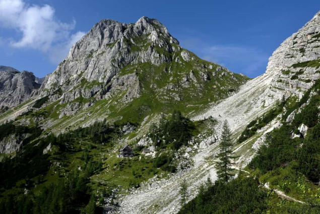 Zbog velikih gužvi Slovenija ograničava broj posjeta Nacionalnom parku Triglav