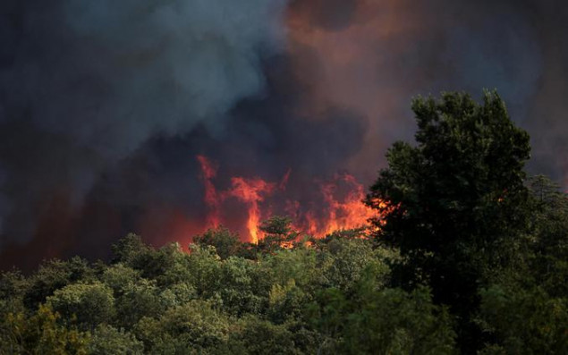 Požar u Sloveniji i dalje bukti, na terenu više od 1.000 vatrogasaca