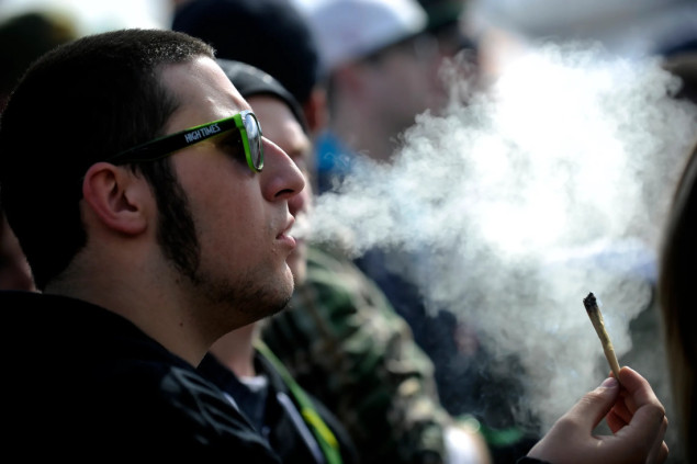 Nova studija potvrdila: Marihuana popularnija od alkohola u SAD