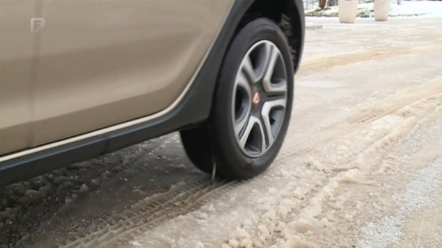 Snježne padavine razlog su novih problema u Gradskom vijeću Zenica