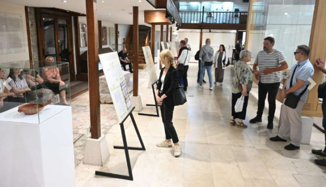 Sarajevo: Otvorena izložba '“Femme Archival – Ženski glasovi“