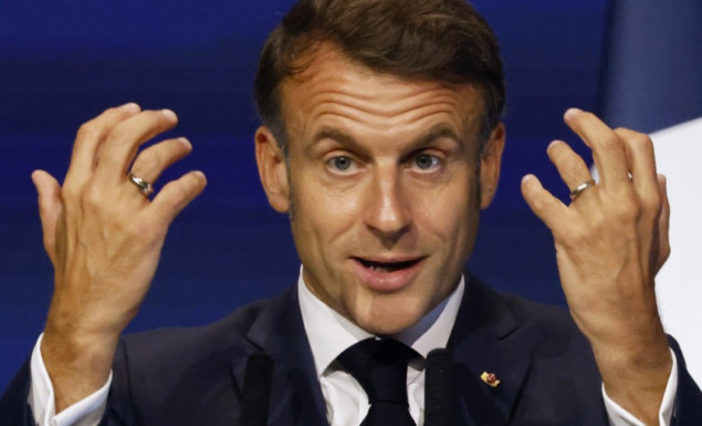 Macron traži od EU da zabrani društvene mreže mlađima od 15 godina