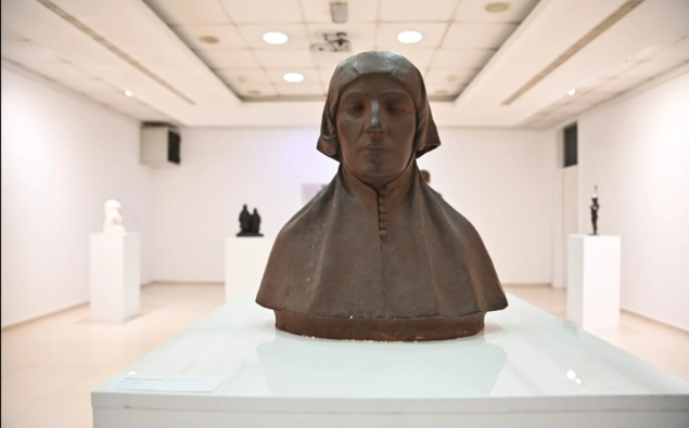 Izložba skulptura i medaljona „Nesputana”- Iva Despić Simonović