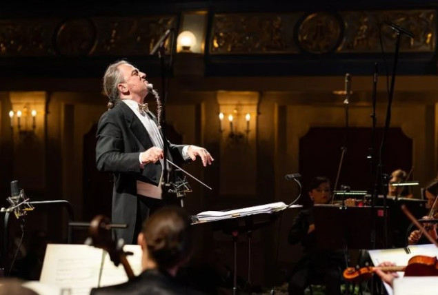 Napretkov svečani božićni koncert pod dirigentskom palicom maestra Josipa Šege