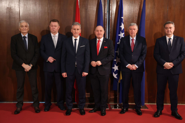 Sobotka u Sarajevu: Pred Bosnom i Hercegovinom je odlučujući trenutak