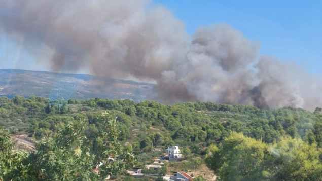 Požar na Šolti: Izgorjelo šest hektara šume, stanje pod kontrolom
