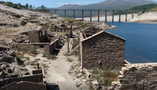 Španski potopljeni grad zbog suše postao turistička atrakcija