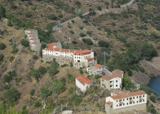 U Španiji se prodaje selo sa 44 kuće, školom i hotelom za 260.000 eura