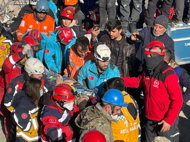 Spasioci nakon devet dana od potresa još pronalaze žive