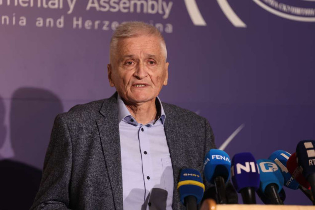 Špirić optužio Klub Bošnjaka za opstrukciju sjednice Doma naroda