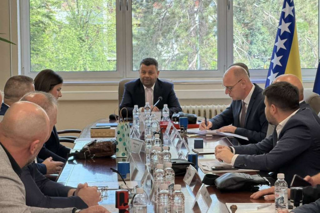 Sporazumi o realizaciji projekata obnove i izgradnje infrastrukture za 14 lokalnih zajednica u BiH