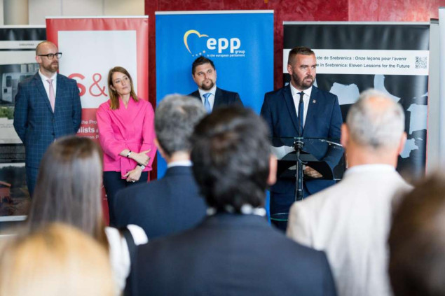 U Evropskom parlamentu otvorena izložba 'Genocid u Srebrenici: 11 lekcija za budućnost'