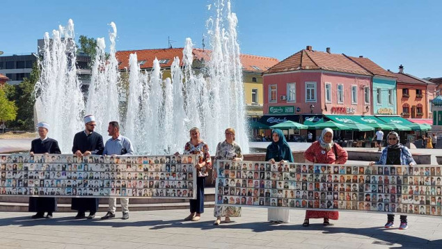 Majke Srebrenice: Tražit ćemo svoje najmilije do posljednje kapi krvi