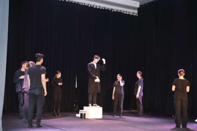 „Ko se boji treša još“ najbolja predstava na Festivalu srednjoškolskog teatra BiH