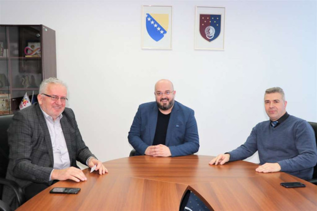 Organizovan produžen i besplatan prijevoz u novogodišnjoj noći u KS-u