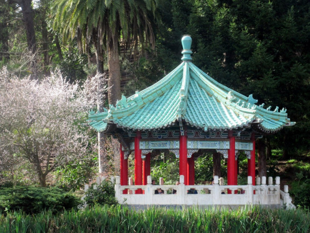 Stow je vještačko jezero sa ostrvom u sredini, skriveno u parku Golden Gate