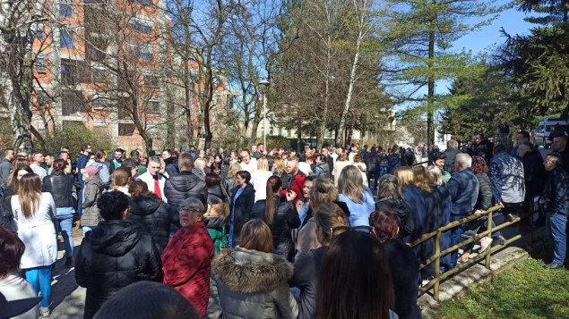 Počeo generalni štrajk zaposlenih u JZU 'Zdravstveni centar Brčko'