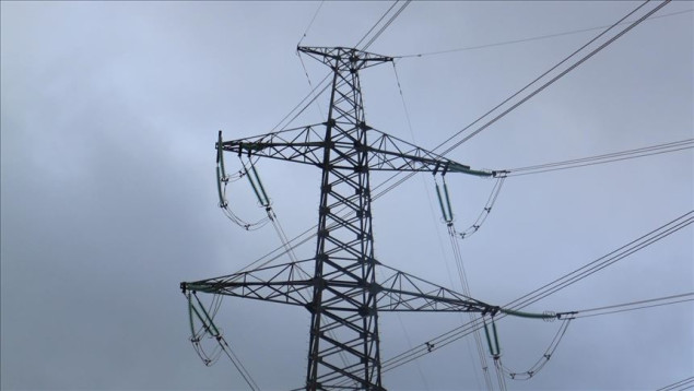 Prelazak na zimsko računanje vremena mijenja i periode tzv. jeftinije i skuplje struje