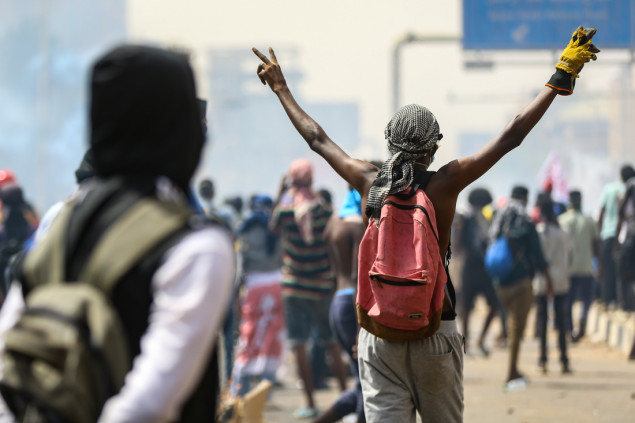 U protestima u Sudanu poginulo deset osoba