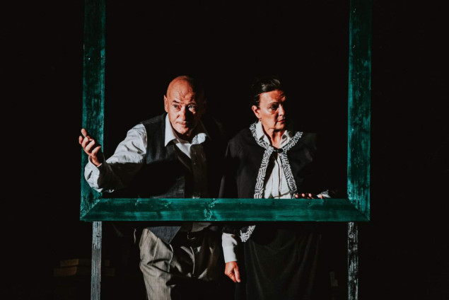 Na Danima  kazališta u Vitezu predstave "U sudnici" i "Rod i dom"