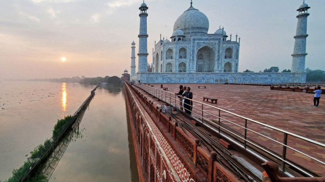 Poplave u Indiji: Voda stigla i do Taj Mahala