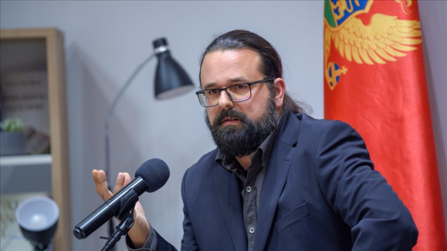Na zatvaranju Praznika mimoze u Herceg Novom spaljena lutka Andreja Nikolaidisa