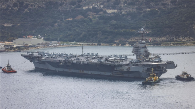 Američki nosač aviona koji je napustio Bliski istok zbog požara ima i drugih problema