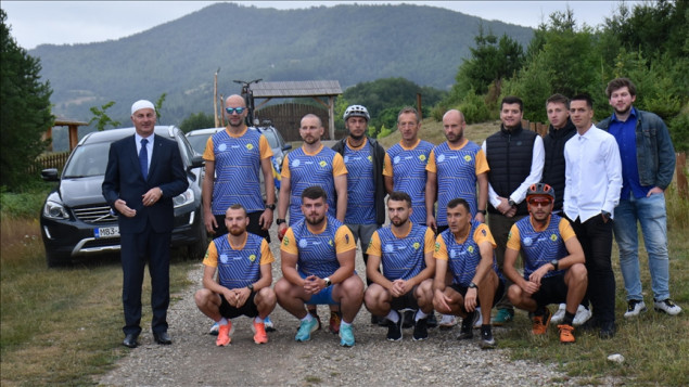 Maratonci iz Goražda krenuli na put prema Srebrenici