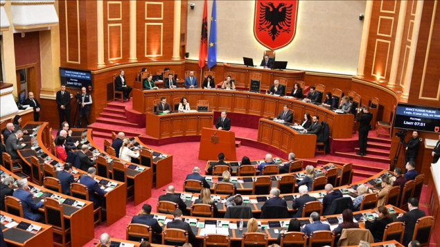 Parlament Albanije odobrio američki zajam od 302 miliona dolara za modernizaciju vojske