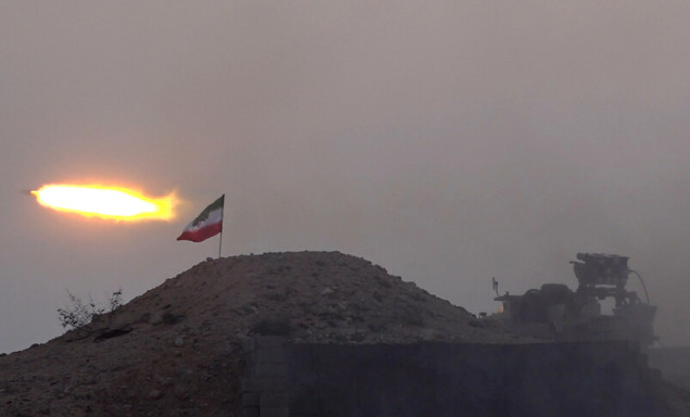 Iran zaprijetio zatvaranjem Hormuškog moreuza: “Nijedna litra nafte neće proći”