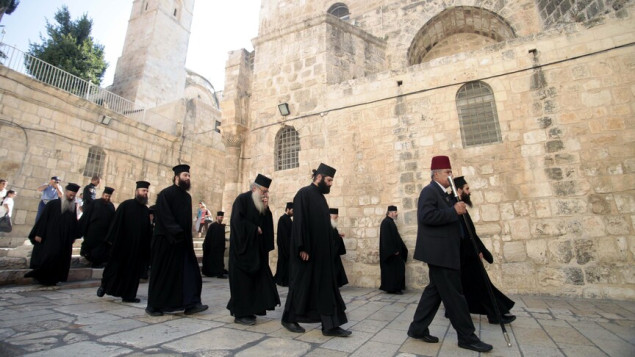 Izrael uveo restrikcije u Istočnom Jerusalemu tokom Velike subote, privodi vjernike