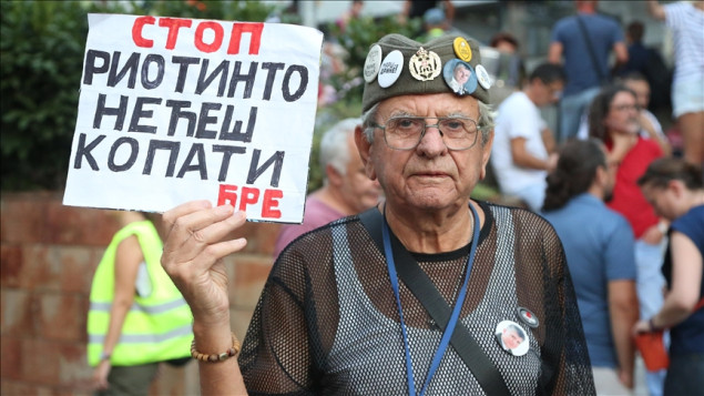 Protest pokreta Eko straža ispred zgrade RTS-a u Beogradu