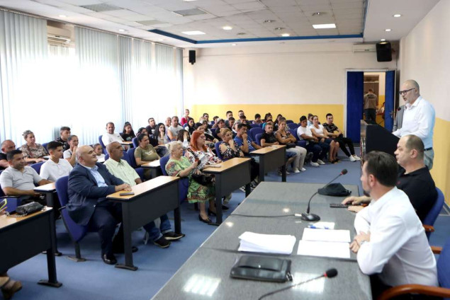 Nagrađen trud i uspjeh 50 srednjoškolaca romske i drugih nacionalnih manjina u TK