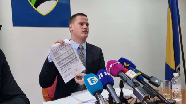 "Apsolutna je neistina da su zvaničnici u TK svoje plate povećali za 2.000 KM"