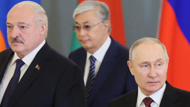 Putin obavijestio bjeloruskog i kazahstanskog saveznika o situaciji u Rusiji
