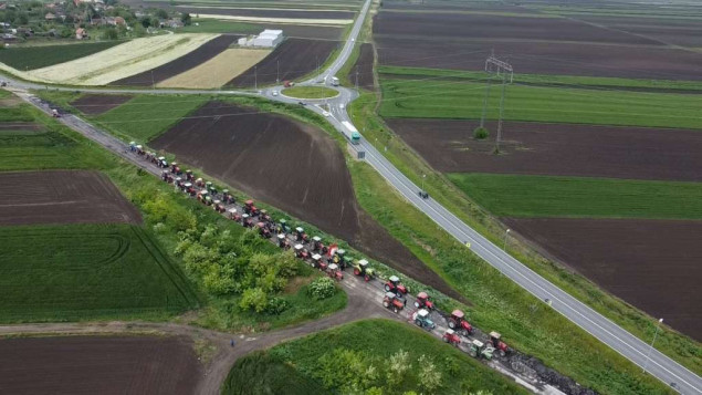 Poljoprivrednici u Srbiji tvrde da se vlast pravi luda, Vučić obećao ispunjenje realnih zahtjeva