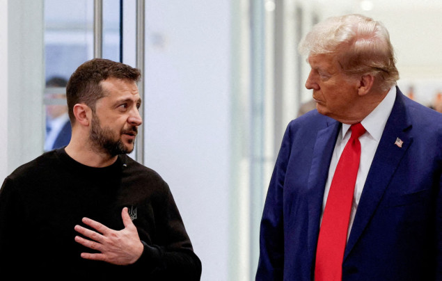 Trump se danas sastaje sa saradnicima zbog Ukrajine