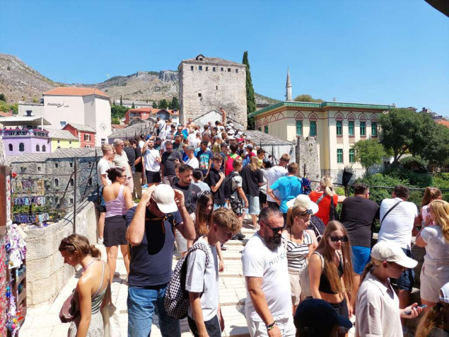 Za šest mjeseci ove godine 10,1 posto više turista u odnosu na isti period prošle godine