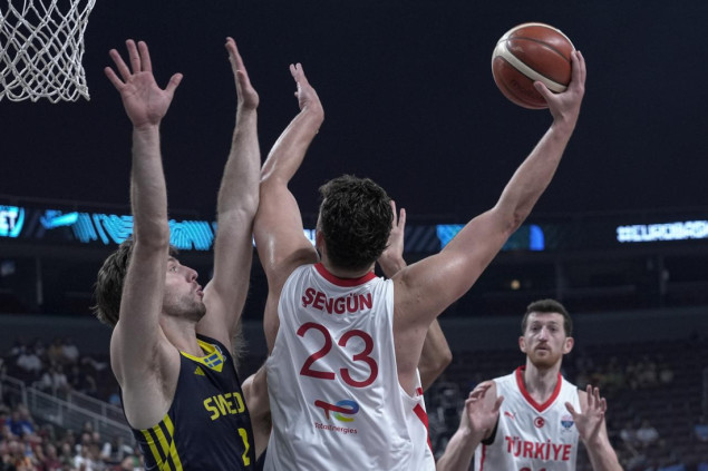 Şengün razbio Švedsku, čeka se BiH ili Poljska!