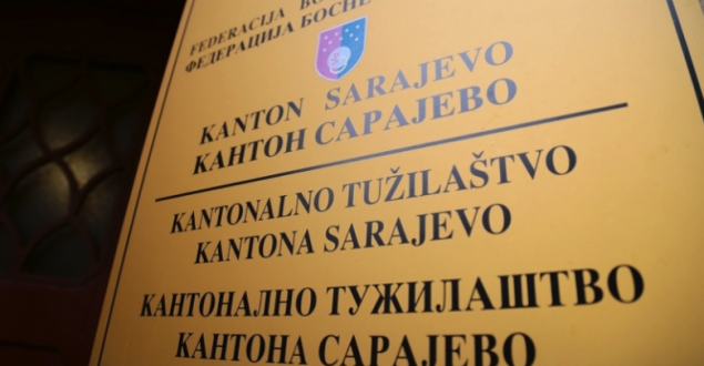 Zatražen jednomjesečni pritvor za uhapšenog policajca koji je osumnjičen za bludne radnje nad maloljetnikom