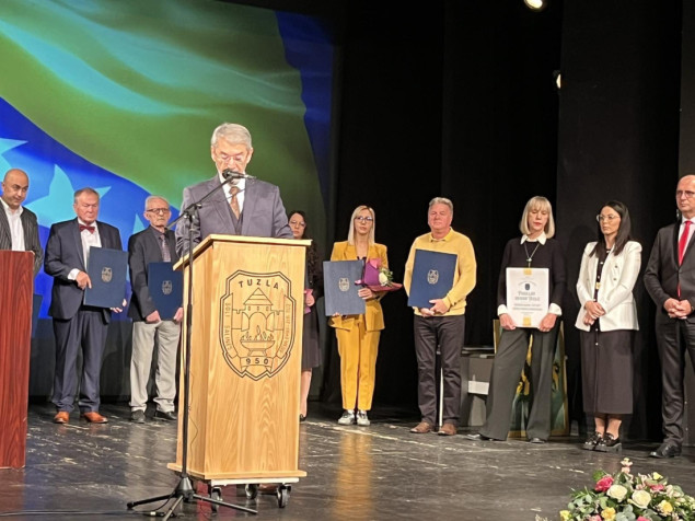 Dodijeljena javna priznanja Grada Tuzle